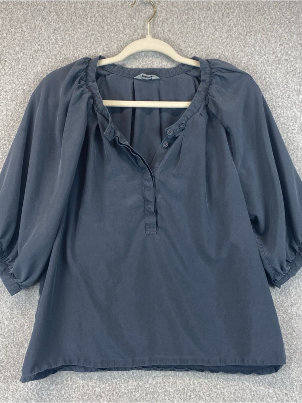 Lefchandle Silk Peasant Blouse Size M Soft Gray 3/4 Balloon Sleeve Henley Button